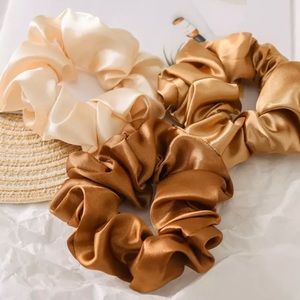 # homemade SCRUNCHIES!!